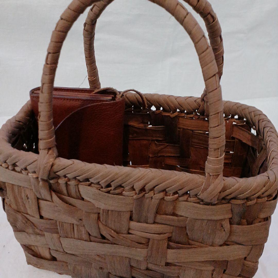 小さい国産山葡萄かご　乱れ編み