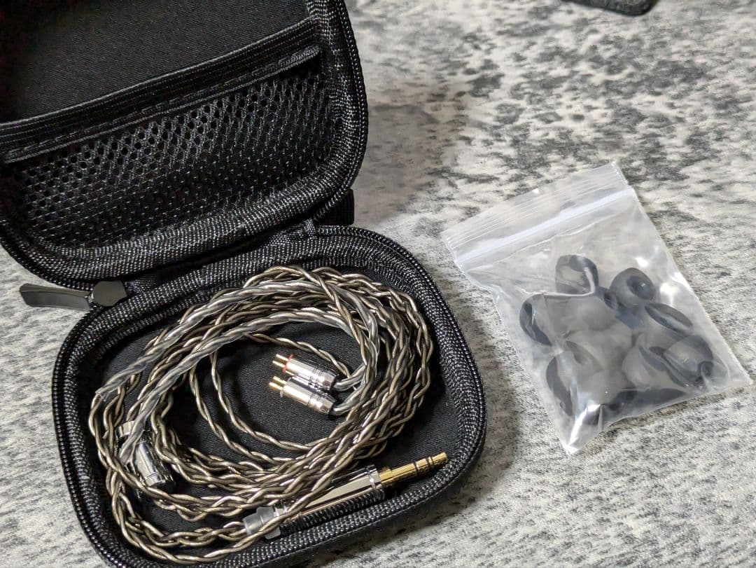 イヤホン Kiwi Ears Quintet