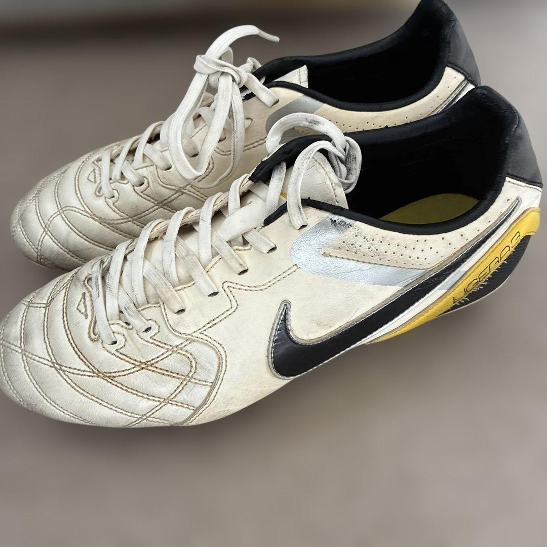 ナイキ ティエンポリゲラ3 26.0cm