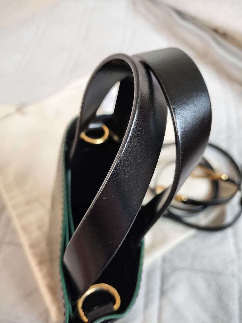 MARNI museo nano　ショルダーバック