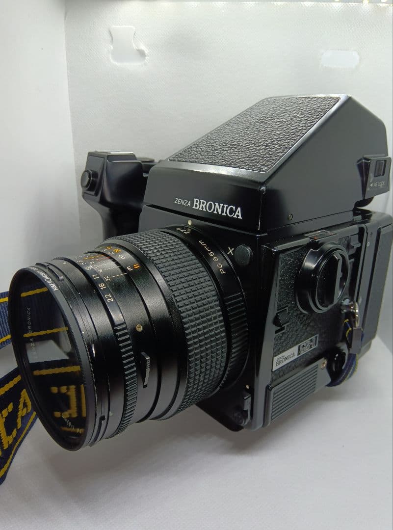 ゼンザブロニカGS-1 6x7 ❨AEプリズムファインダ-G　他多数添付❩　　①