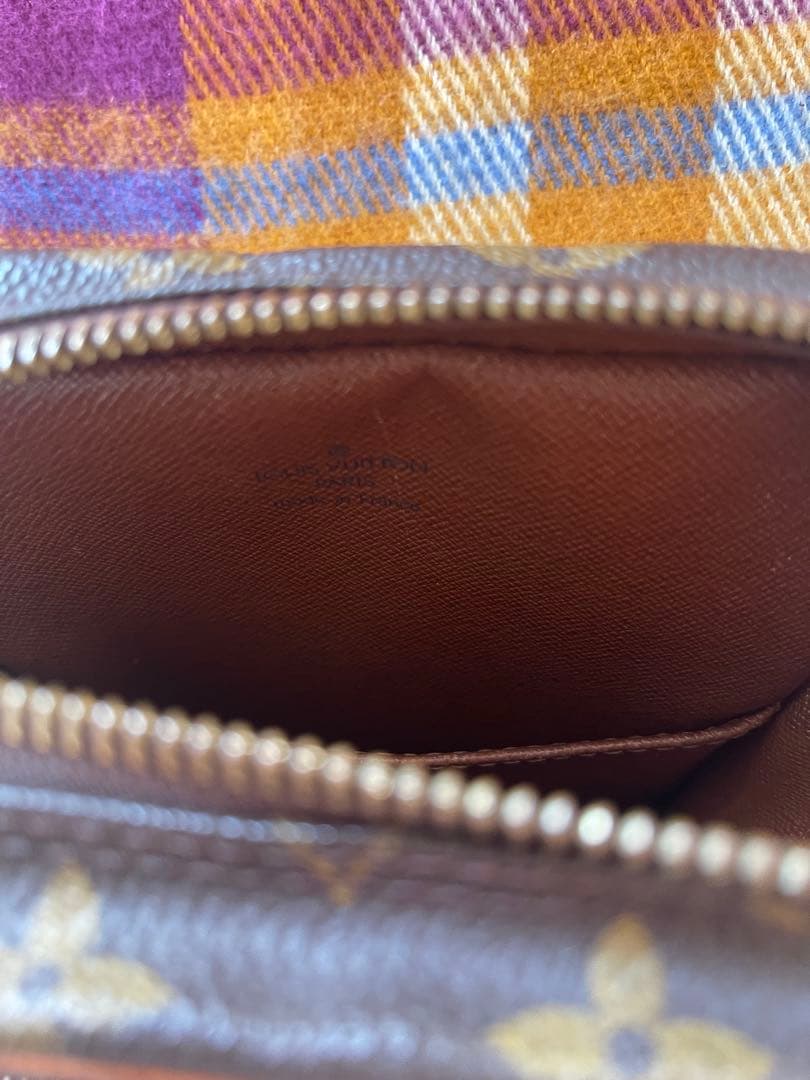 I*H様 美品 LOUIS VUITTON アマゾン ミニショル a994