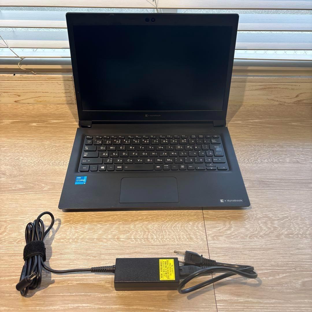 dynabook S73/HS i5/8GB/SSD256GB/13.3型