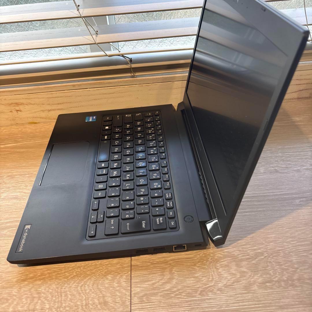 dynabook S73/HS i5/8GB/SSD256GB/13.3型