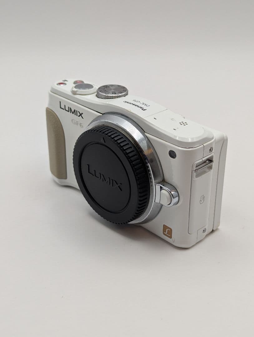 Panasonic LUMIX DMC-GF6 ホワイト