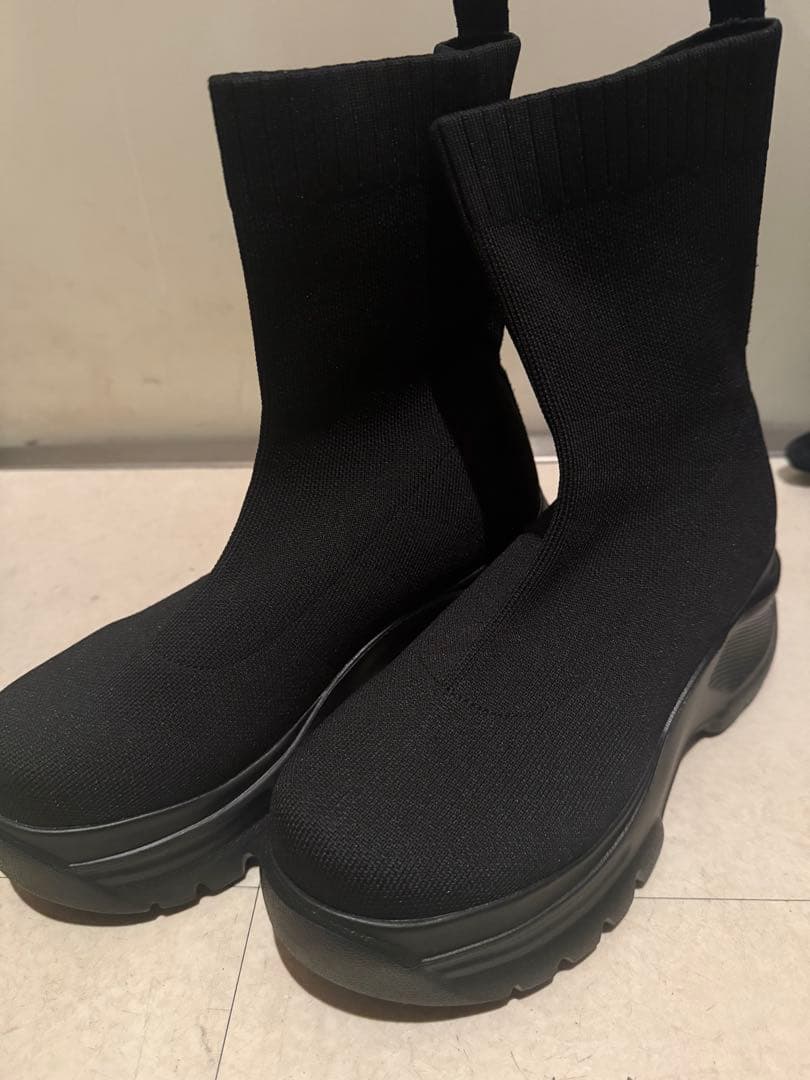 鈴木亜美さんプロデュース／ニットショートブーツ