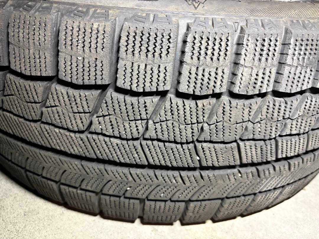 メルセデスベンツ 純正17インチホイールセット　225/45R17 スタッドレス