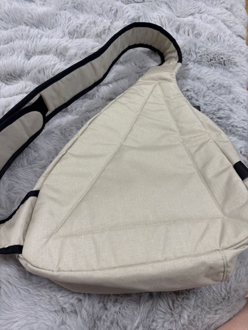 ダントン　コーデュラキャンバスワンショルダーバッグ　オイスターホワイト