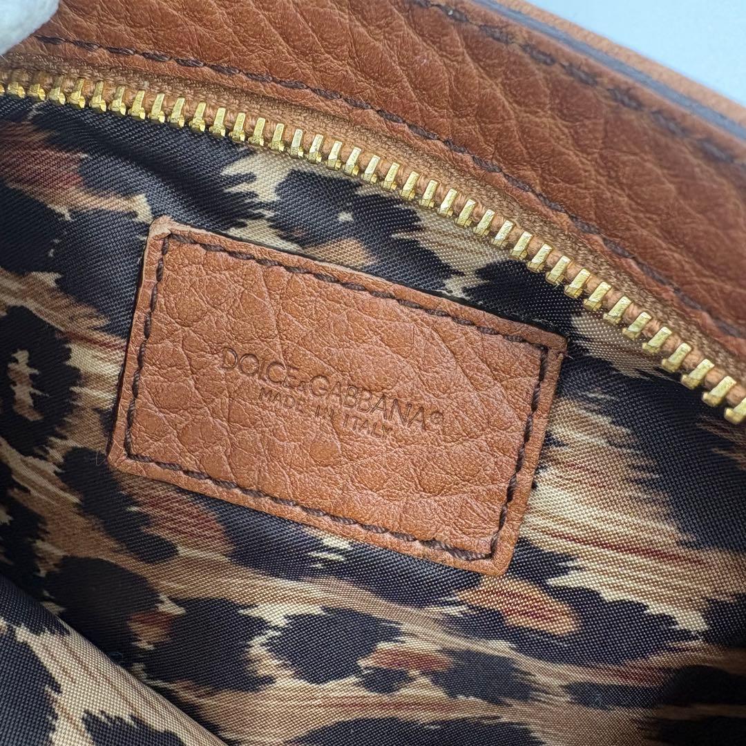 美品　ドルチェ＆ガッバーナ ハンドバッグ レザー スタッズ D&G 919