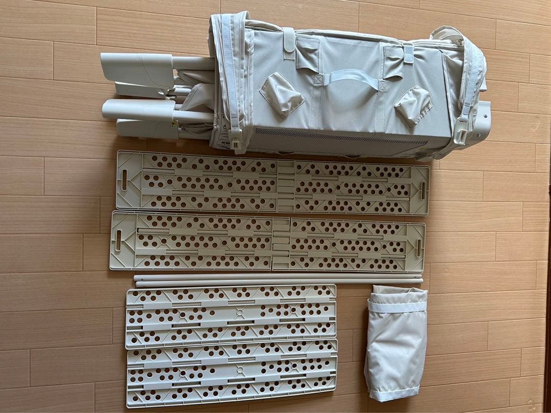 アップリカ ベビーベッド ココネルエアーAB ホワイトグレーWH