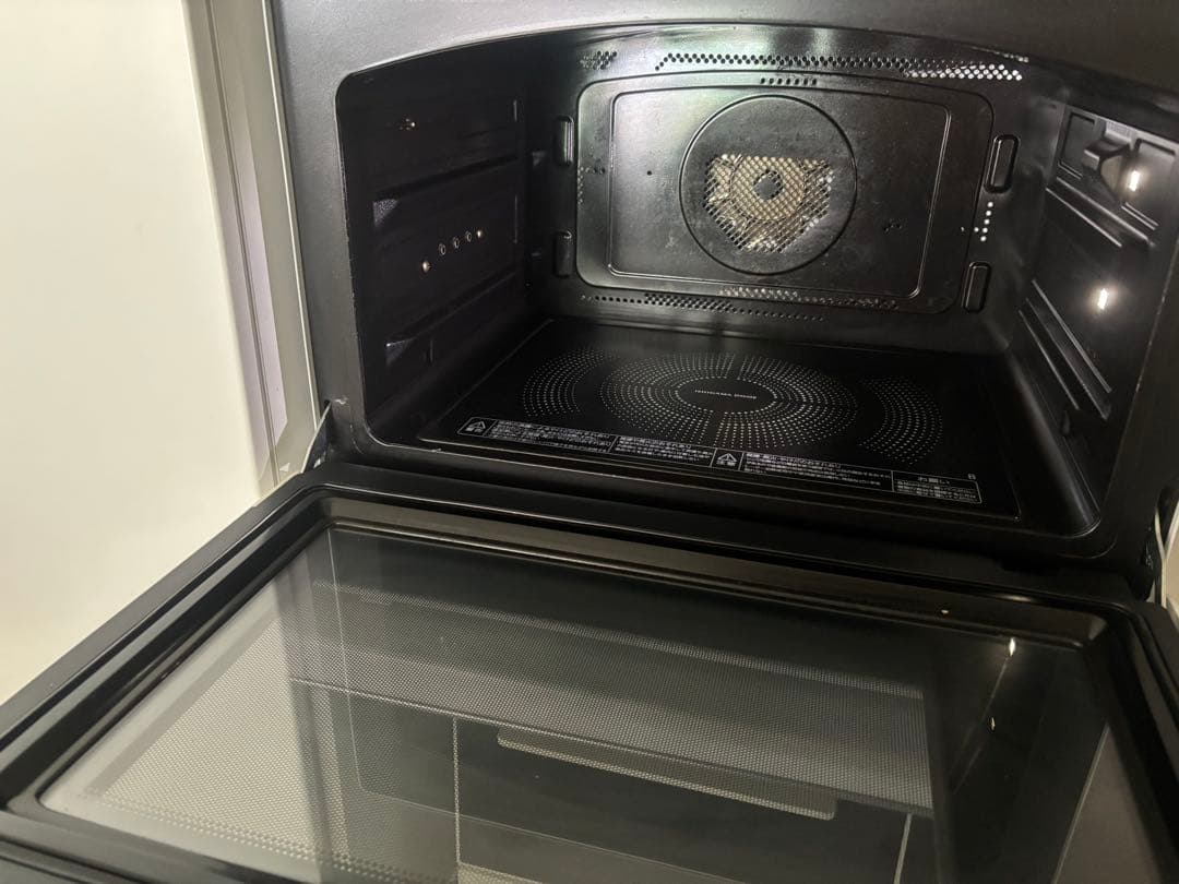 東芝 オーブンレンジ 30L 石窯ドーム ER-VD7000 白　訳あり