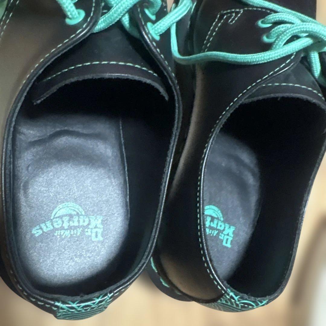 ドクターマーチン　グリーンステッチ　R26577001 1461 CNY