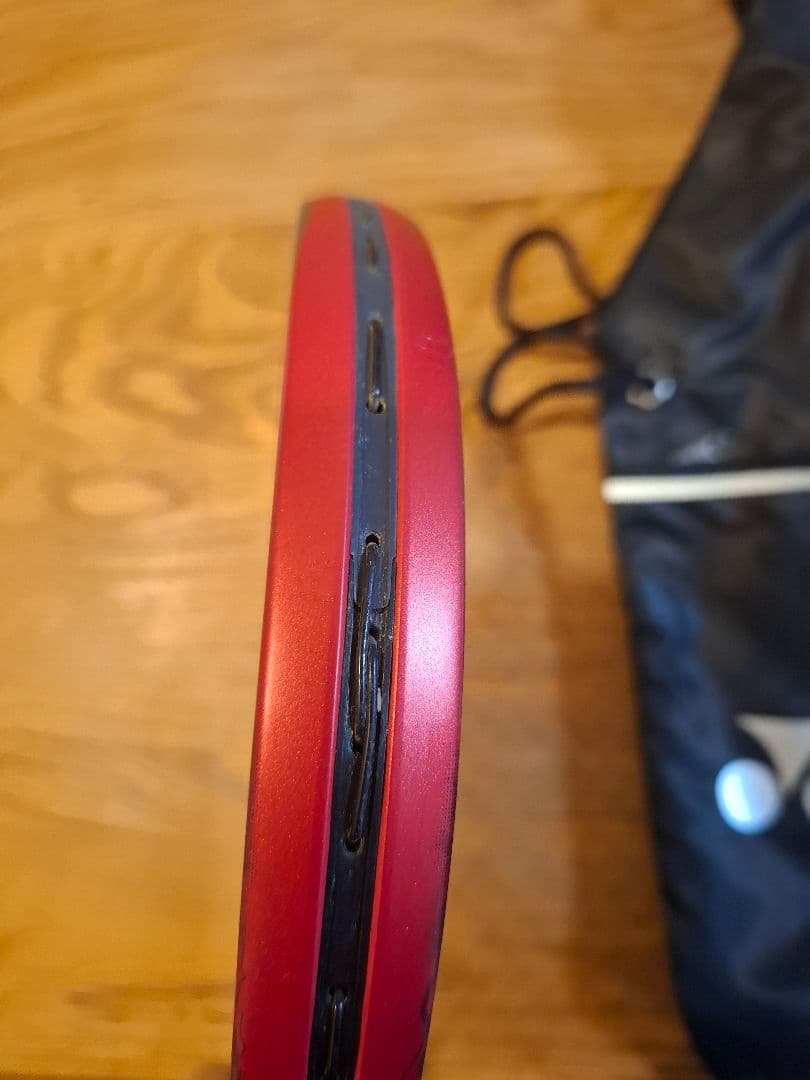 りー「美品」YONEX VOLTRAGE 軟式テニスラケット 赤