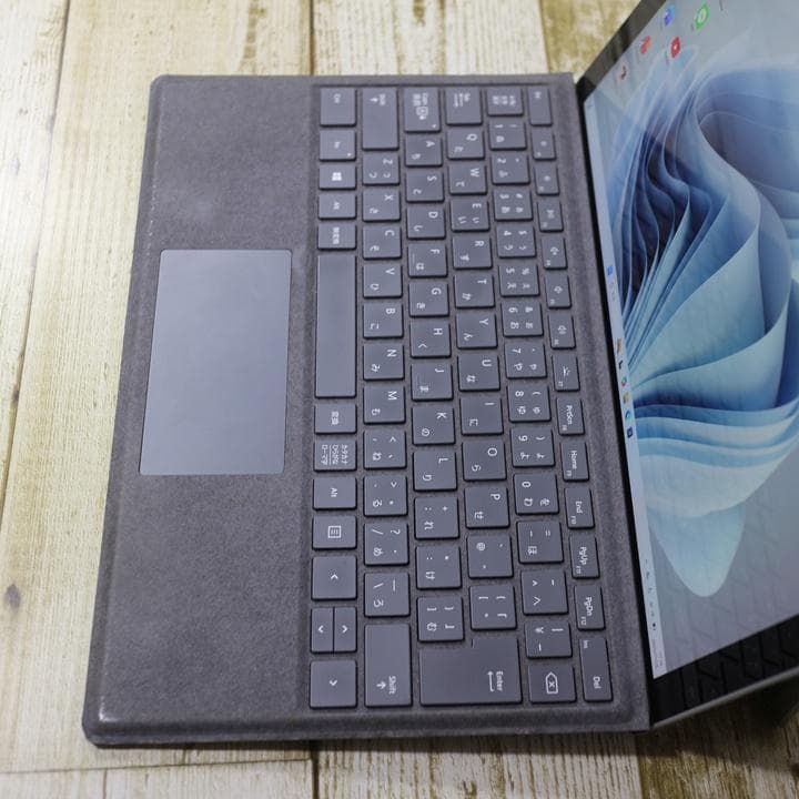 サムsurface pro7+ SSD256GB i5 タッチパネル