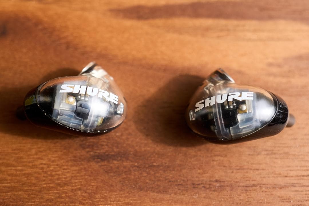 SHURE イヤホン Aonic4