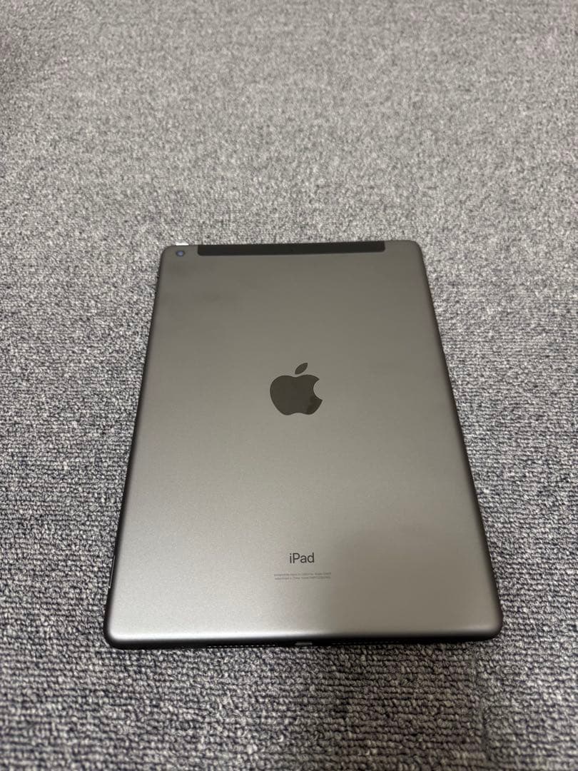 iPad 第8世代 128GB Wi-Fi+Cellularモデル SIMフリー