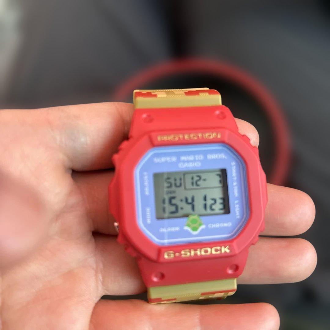 最安値‼️マリオコラボG-SHOCK腕時計