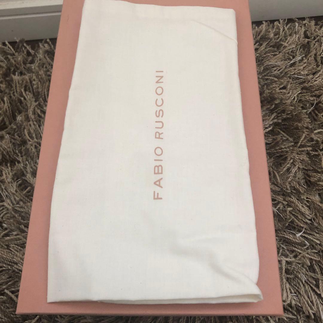 【新品未使用】ファビオルスコーニ　ベージュ スエード パンプス 36