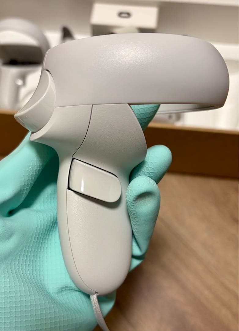 み*る様 【A品】  Quest2 64GB  動作確認済