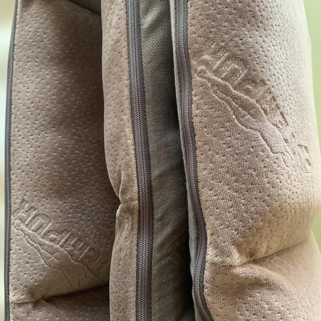 テンピュールマットレスとシーツ付き