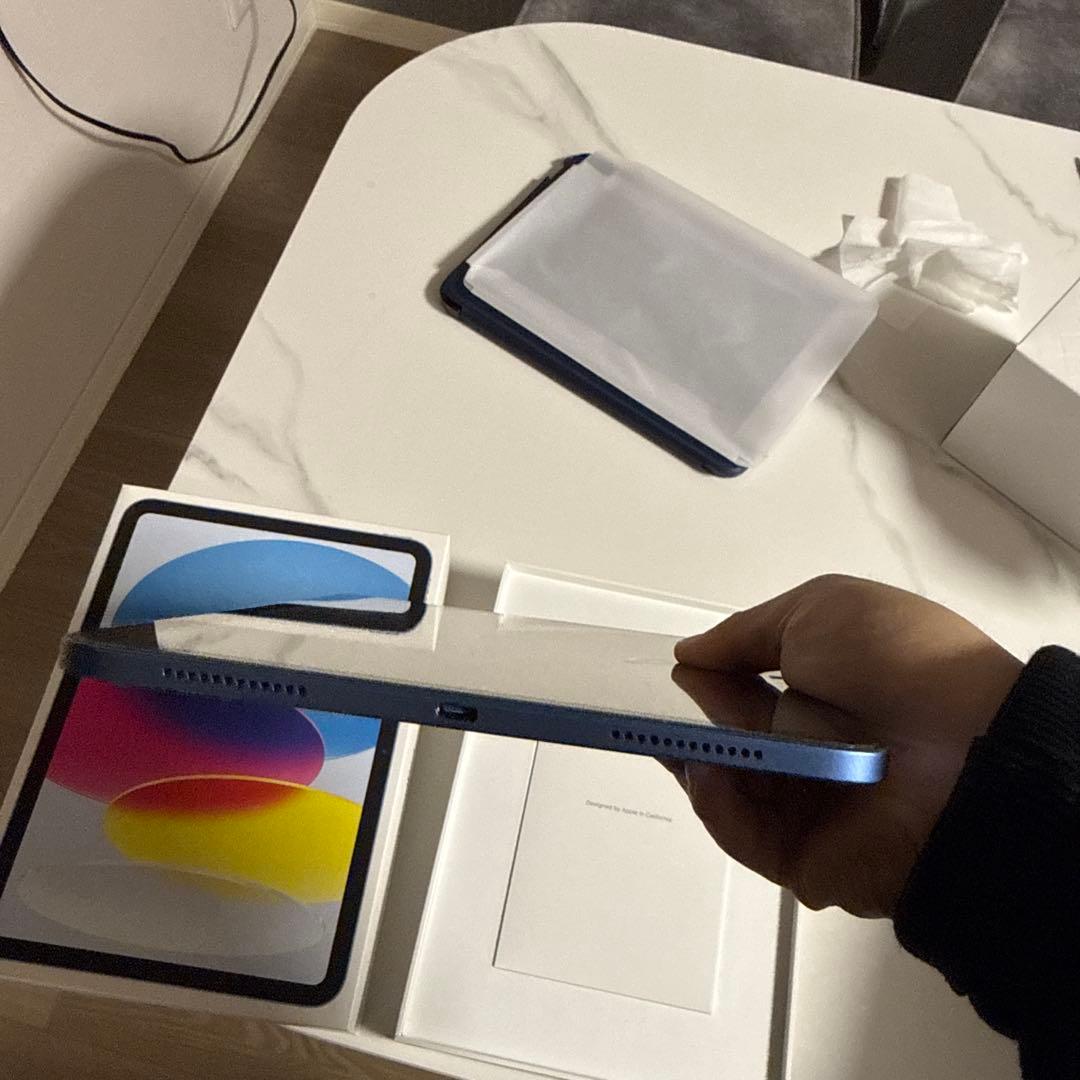 Apple iPad (第10世代) ブルー 64GB