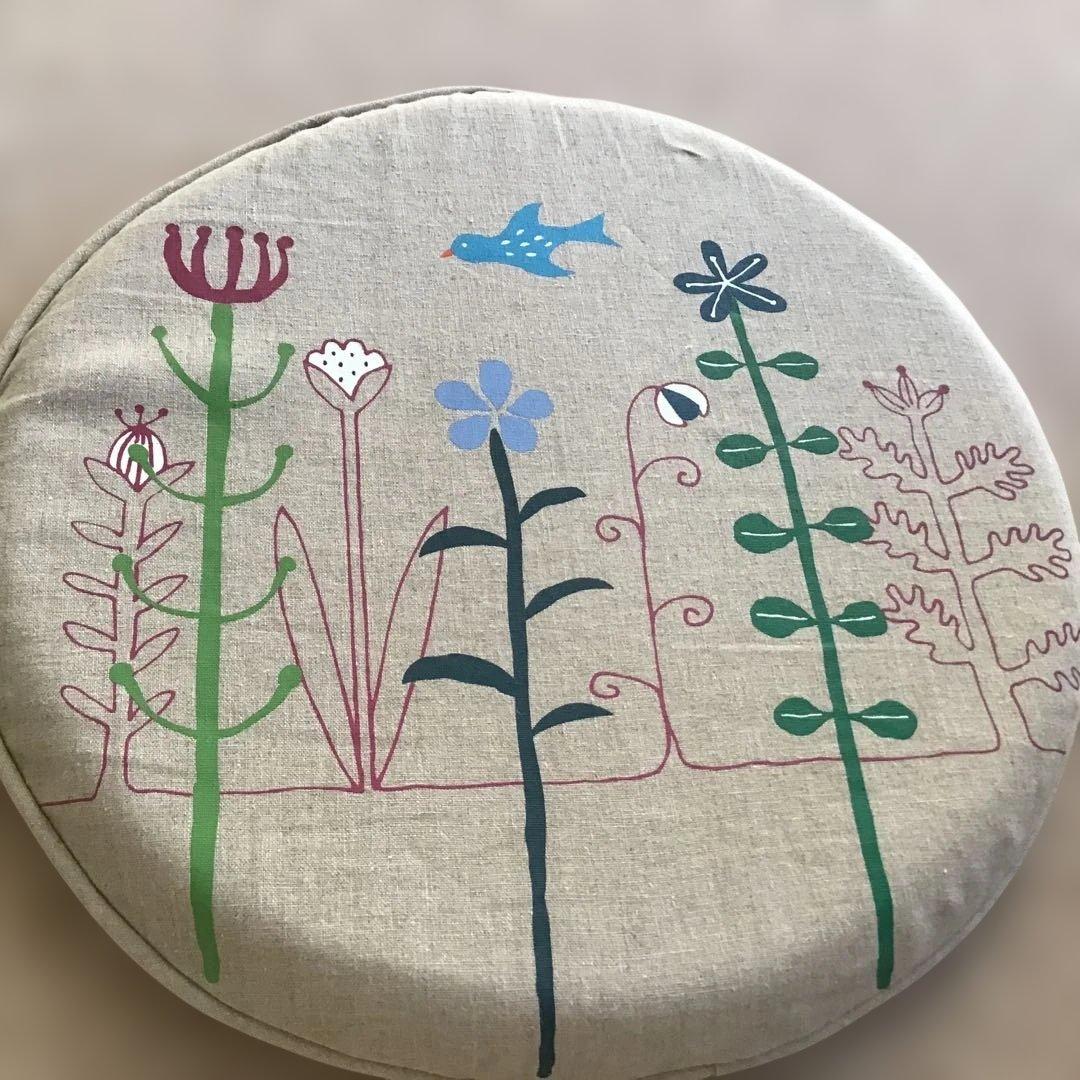 テンピュール　マルマルクッション2点