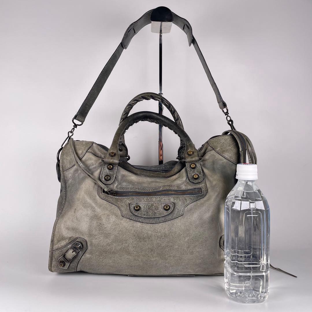 バレンシアガ　ハンドバッグ　ショルダーバッグ　2way レザー　グリーン