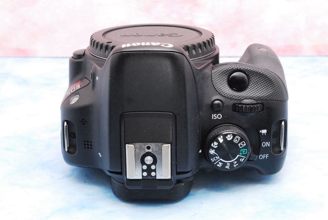 Canon Kiss X7◎一眼レフカメラ◎小型＆軽量で持ち運びラクラク♪