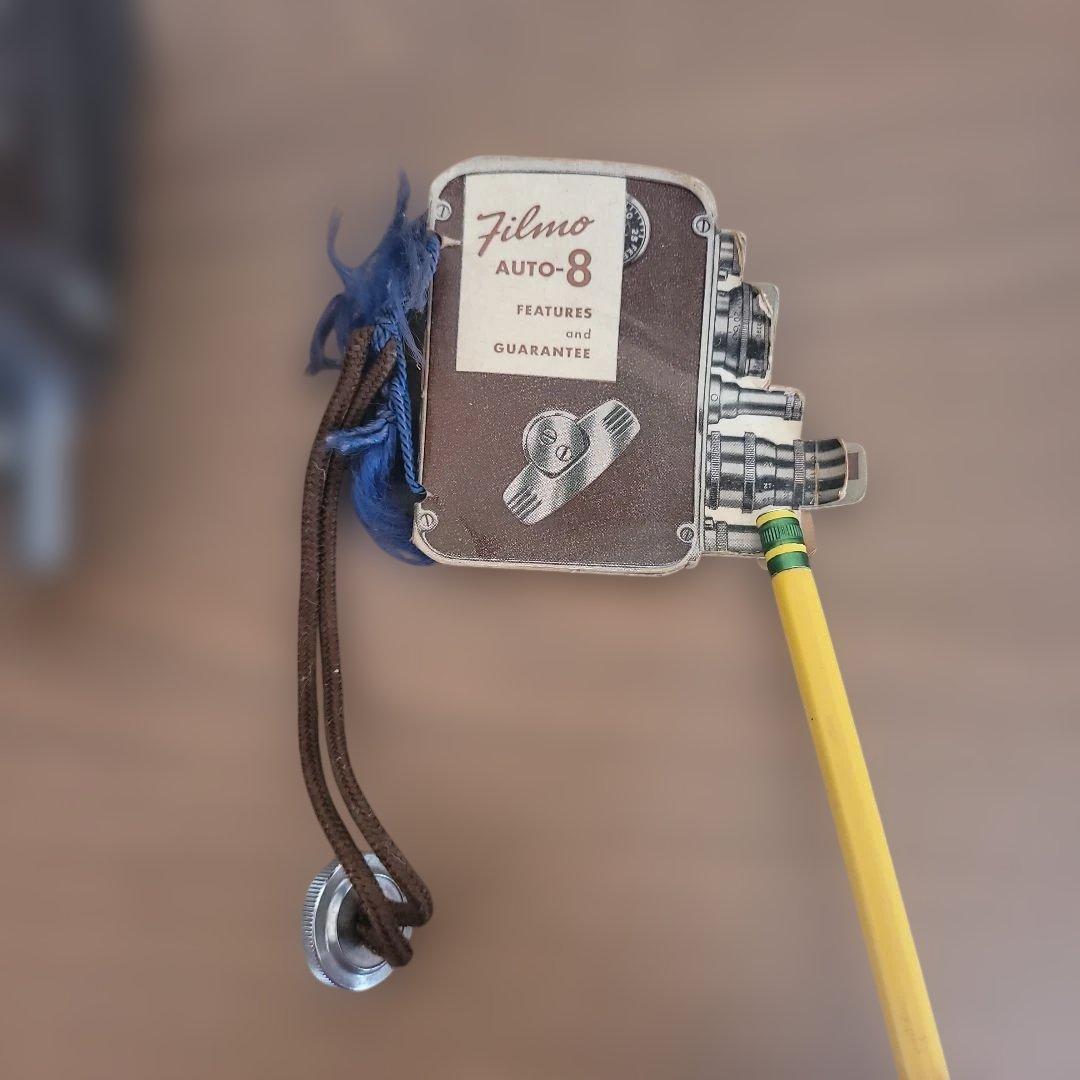 Bell & Howell AUTO-8 8mmカメラ