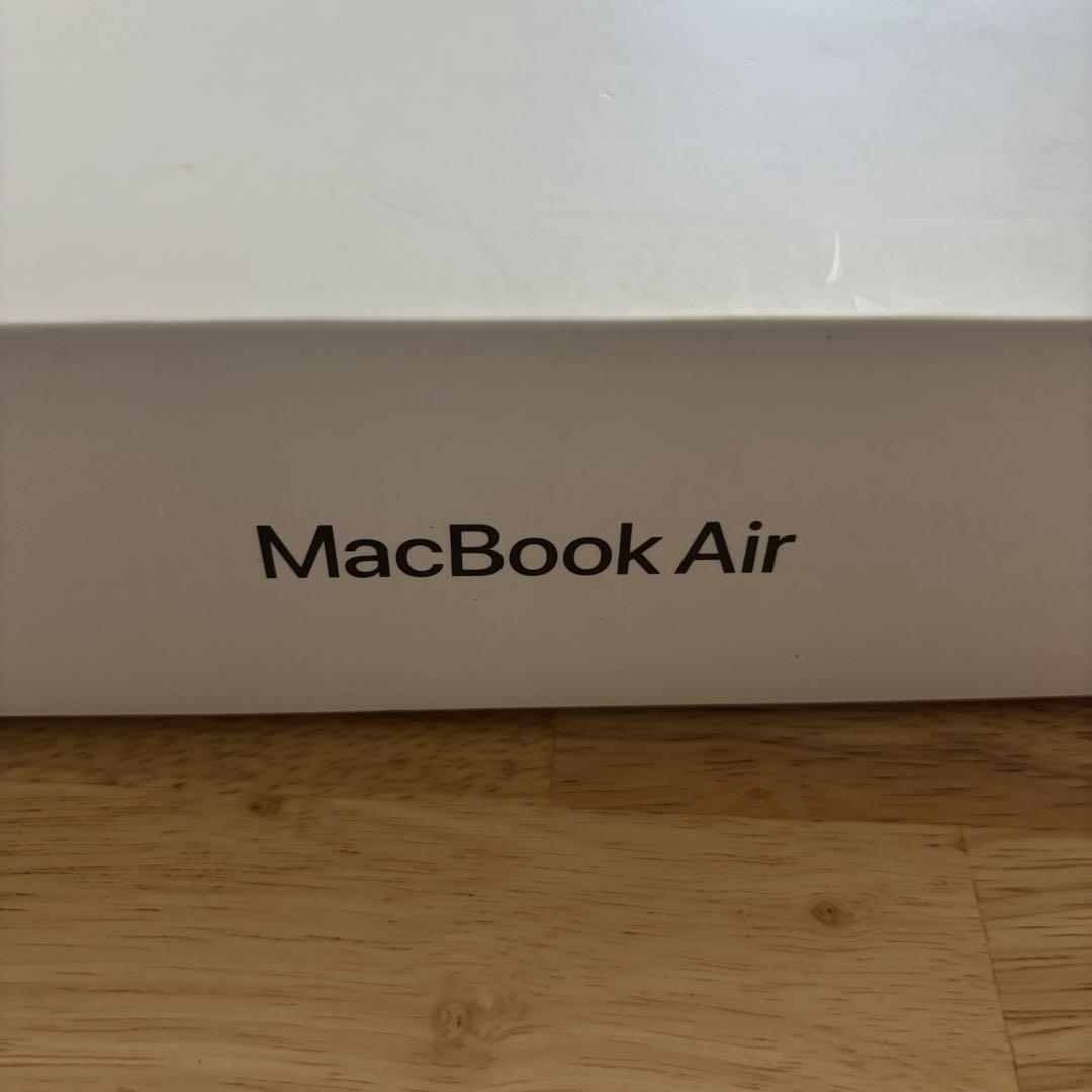 MacBook Air M1 8GB 256GB バッテリー96%