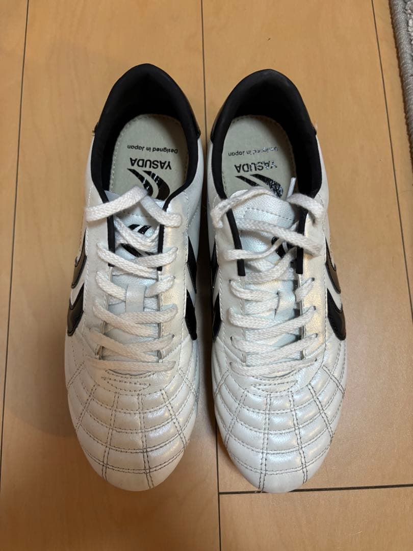 YASUDA Ligaresta Pro サッカーシューズ 25.0cm 白黒