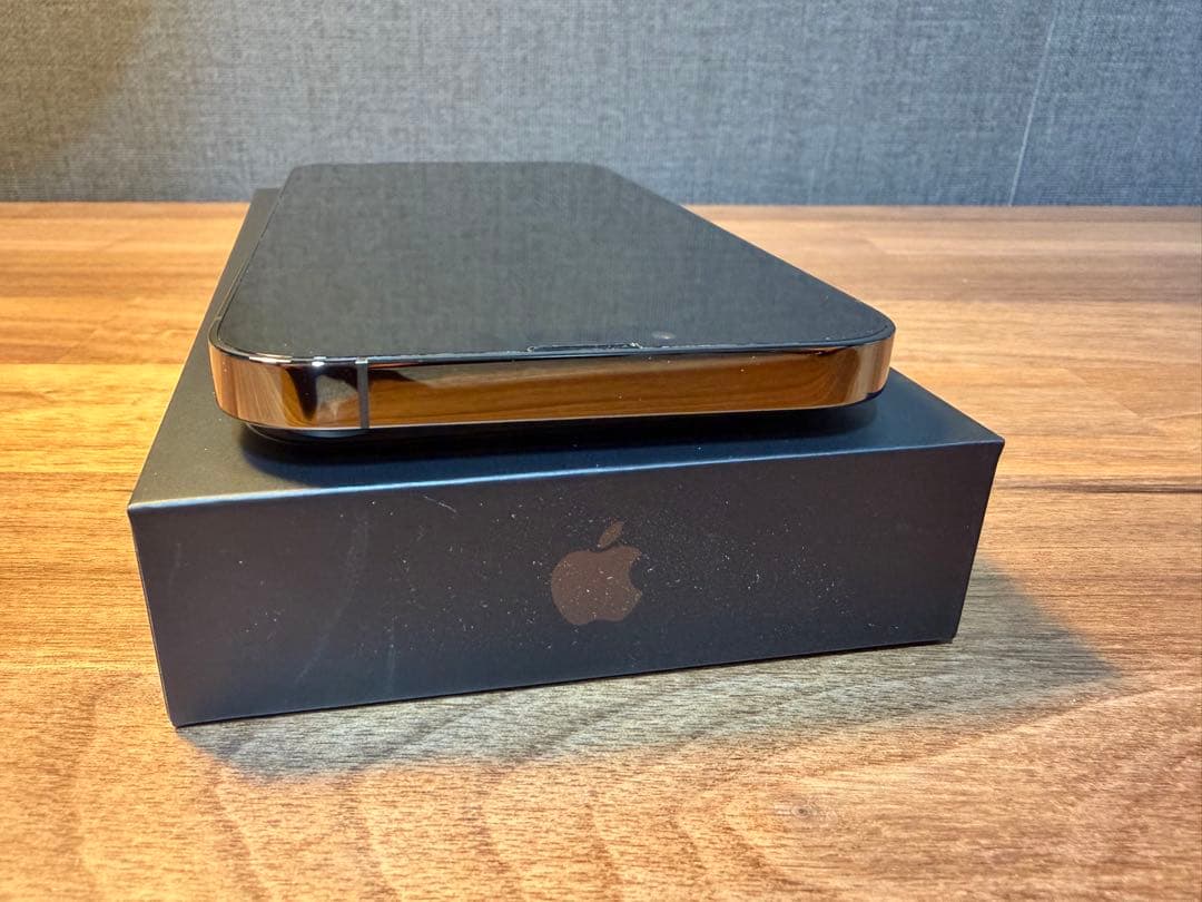 Apple iPhone 13 Pro Max グラファイト 本体