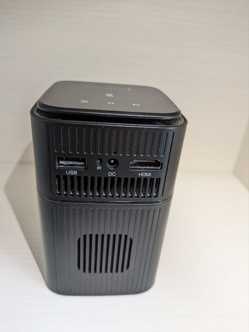 家庭用小型プロジェクター　CINEMAGE