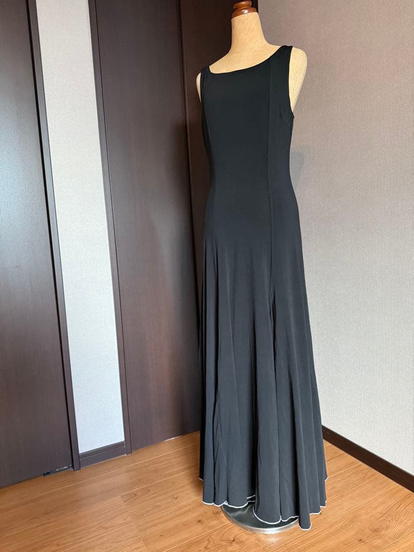 フラメンコ　リバーシブルニットワンピース　ボレロセット　黒　白　アルマフラメンカ