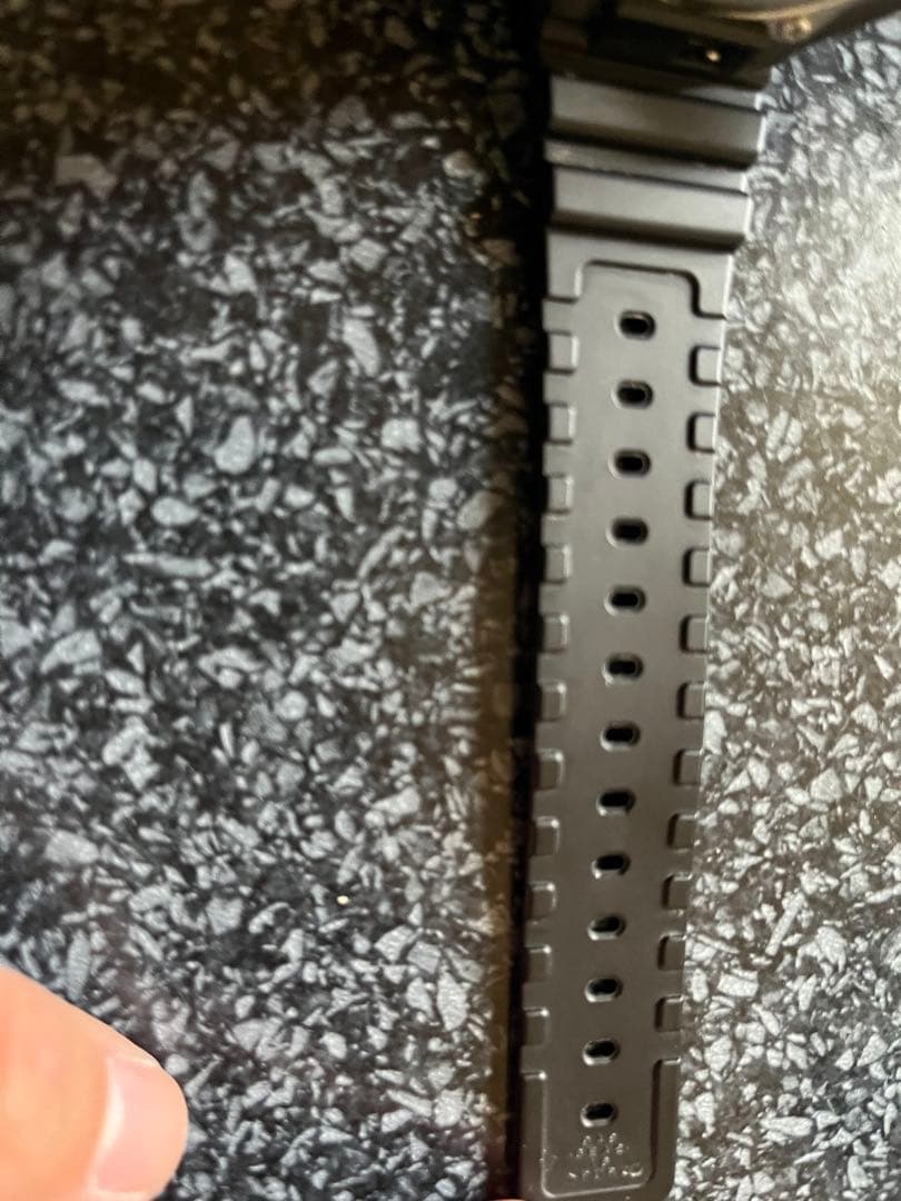 G-SHOCK GA-2100 カシオーク　ブラック　ゴールド