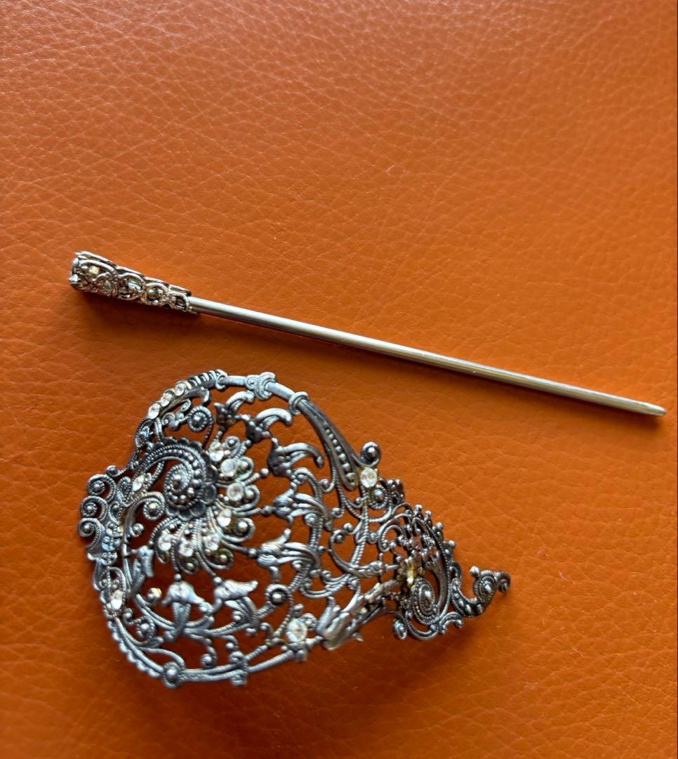 未使用 シルバーヘアアクセサリー スペインマドリッド