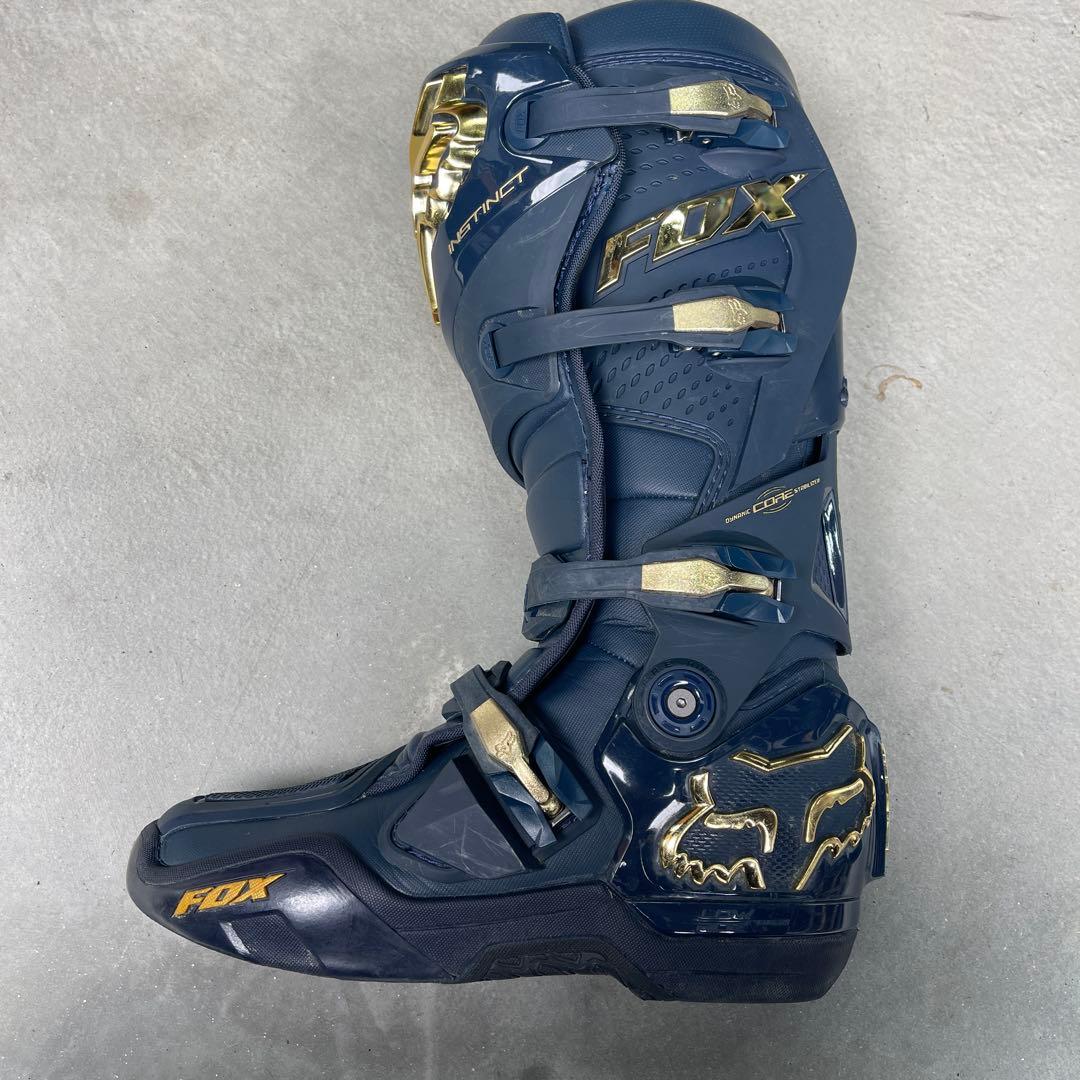 FOX INSTINCT 紺×ゴールド　M9サイズ
