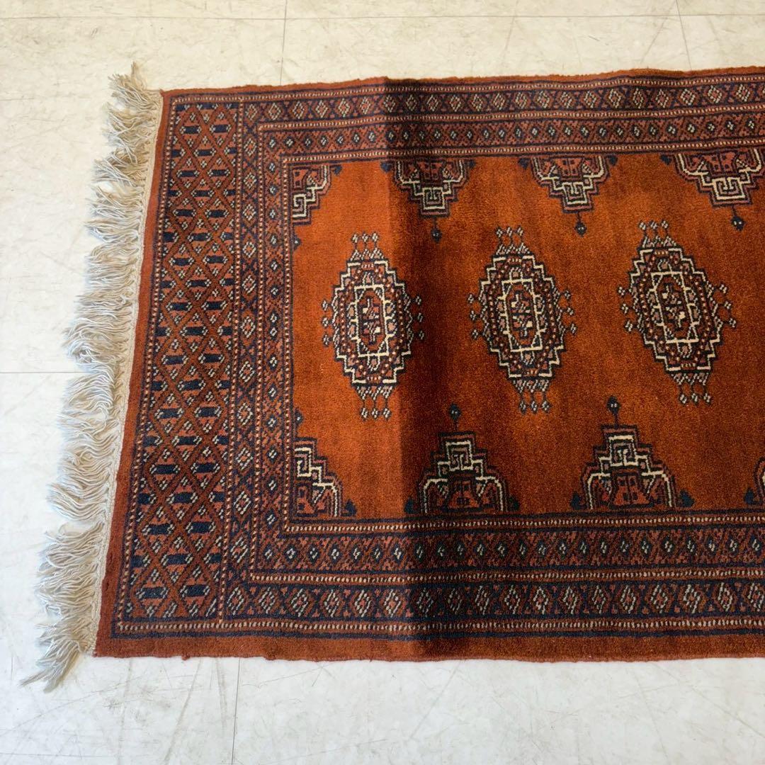 パキスタン　手織り　絨毯　ラグ　サルーク