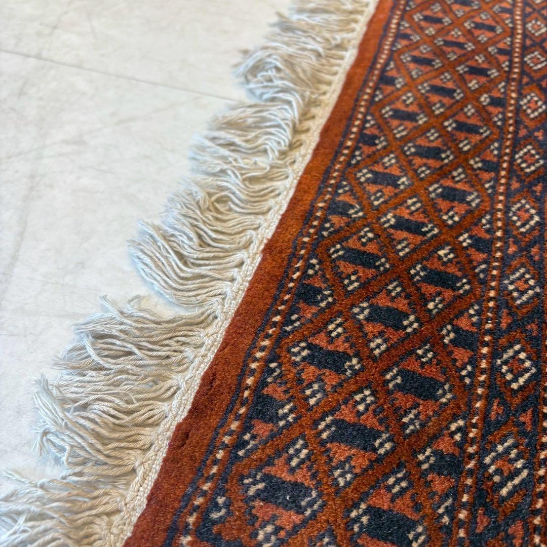 パキスタン　手織り　絨毯　ラグ　サルーク