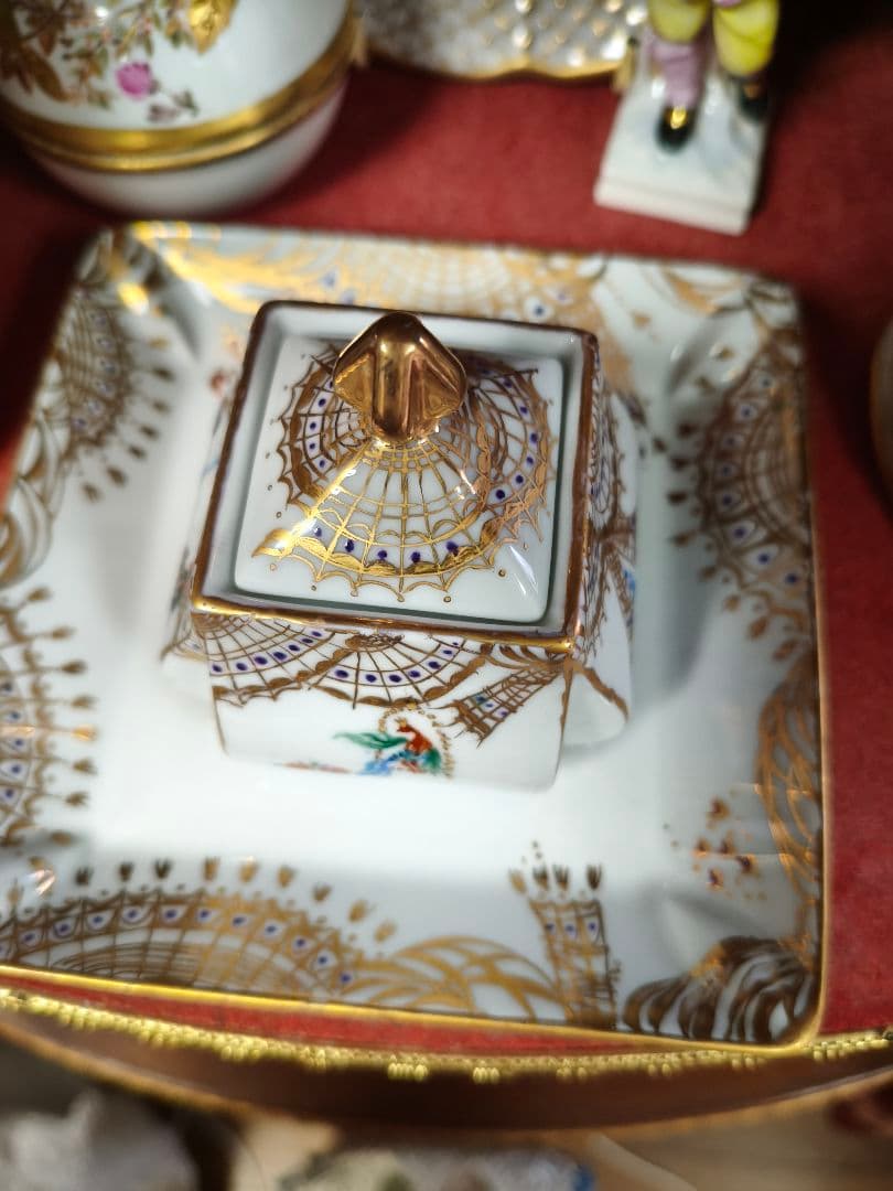 マイセンの千夜一夜模写香合