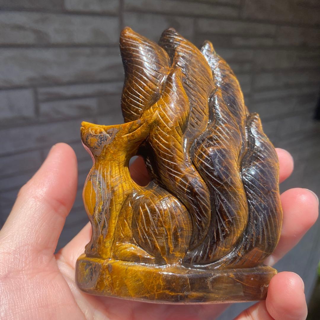 九尾の狐 タイガーアイ 彫り物 置物