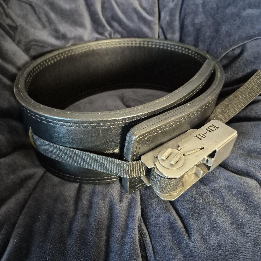 カチカラ　KACHIKARAサイン入りレザートレーニングパワーベルト　サイズＬ