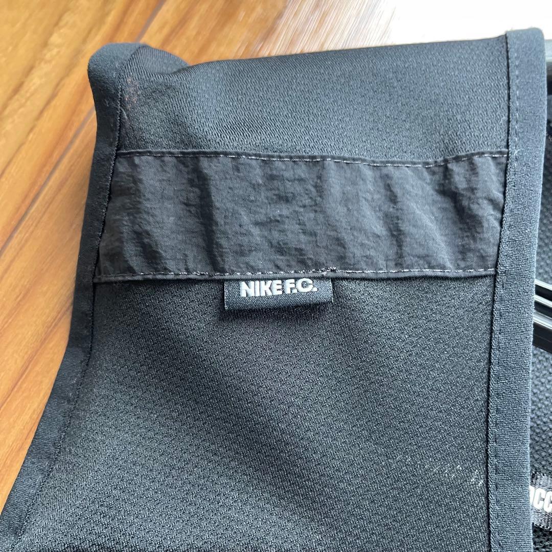 randomさま専用 Nike F.C. ベスト