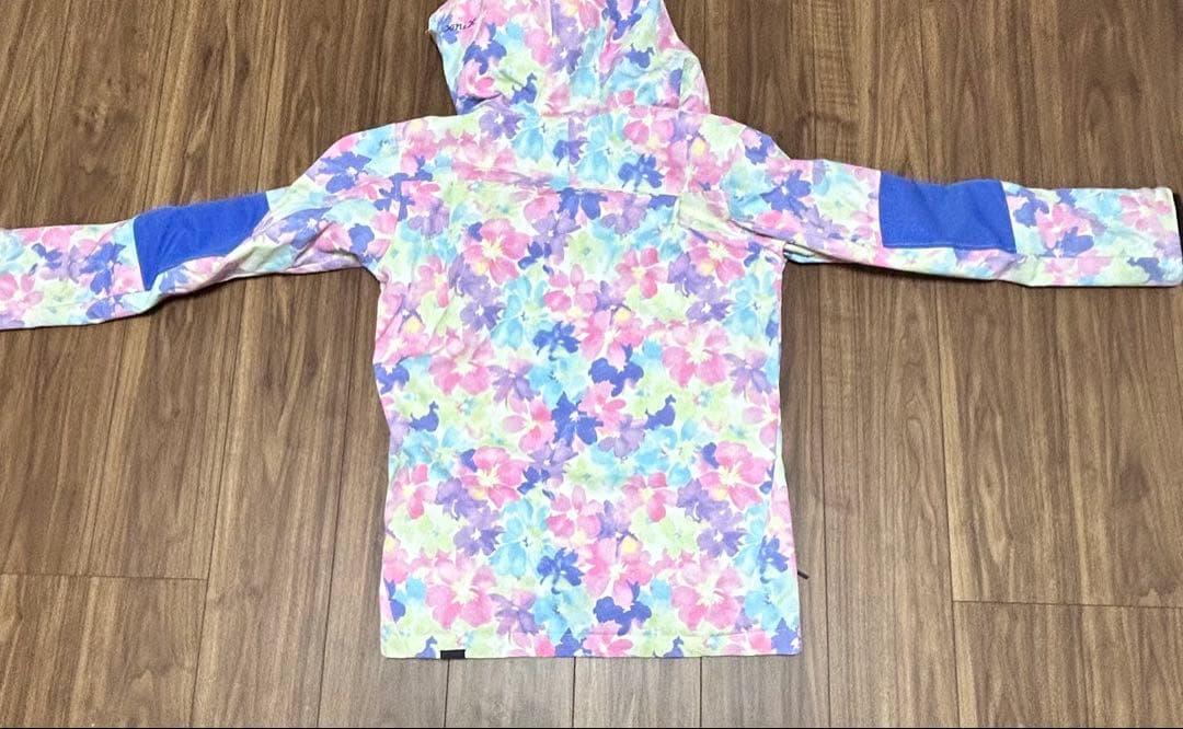 新品　PHENIX フェニックス　レディース スキーウェア２点セット　M