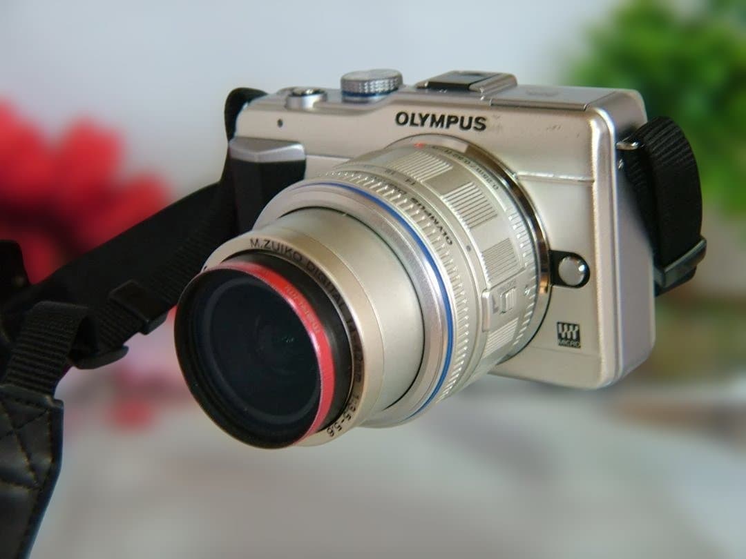 OLYMPUS EPL-1　　　M.ZUIKO 14-42mmシルバー