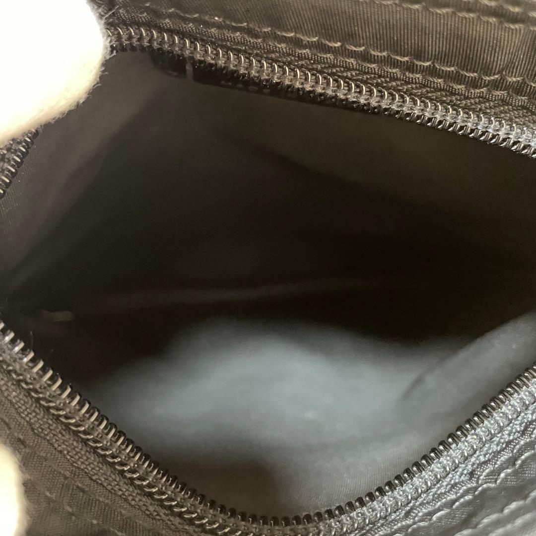 【訳あり極美品】PRADA プラダ ショルダーバッグ サコッシュ ナイロン 黒