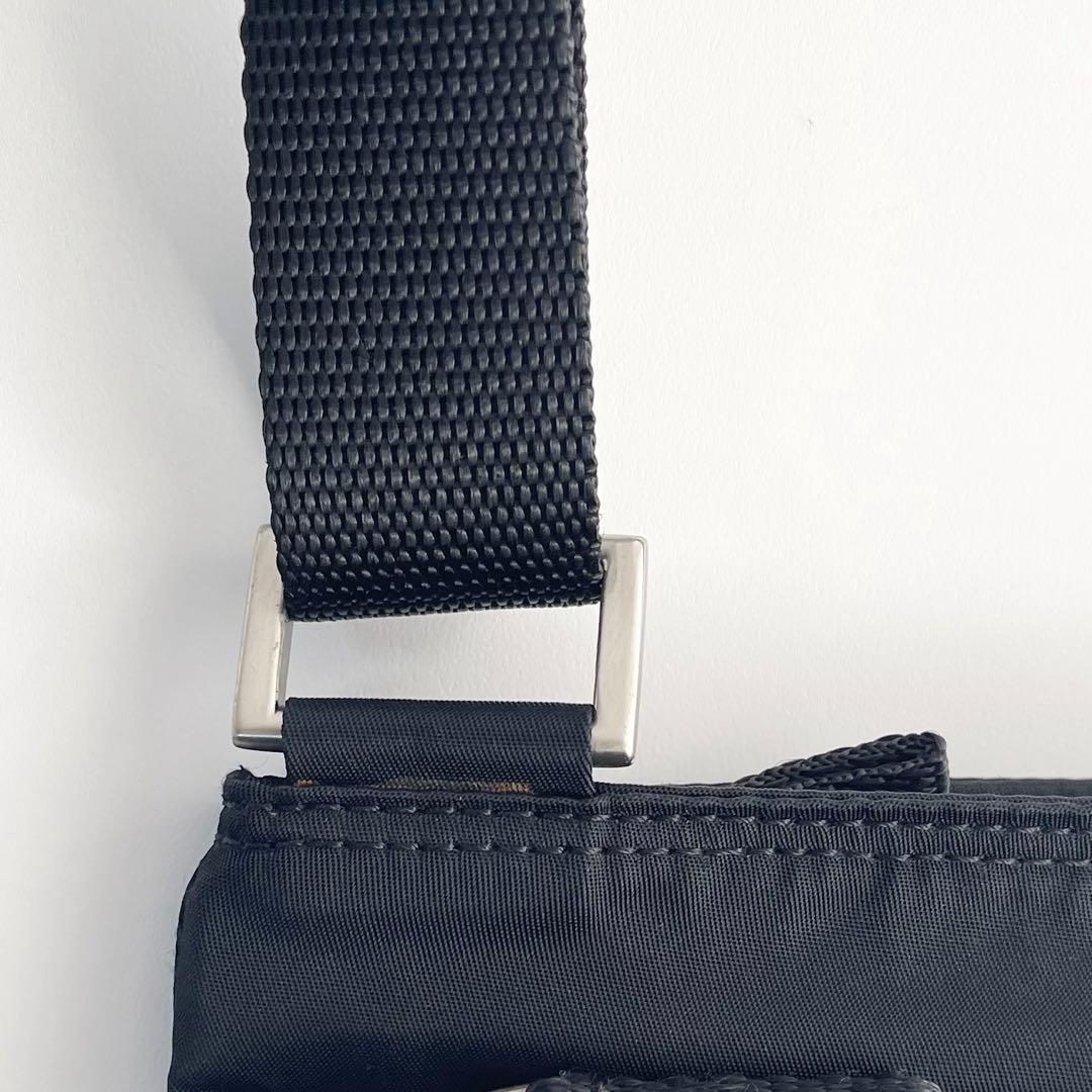 【訳あり極美品】PRADA プラダ ショルダーバッグ サコッシュ ナイロン 黒