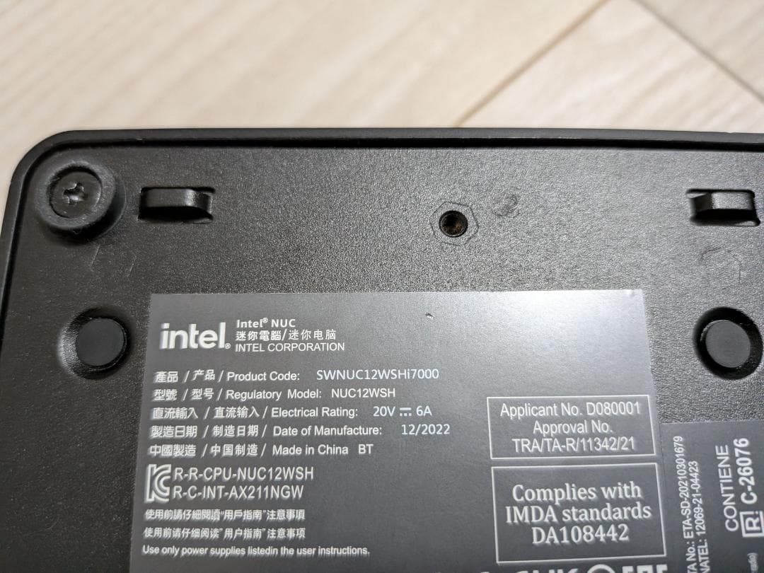 ミニPC(Intel NUC12WSHi7000+メモリ32GB)