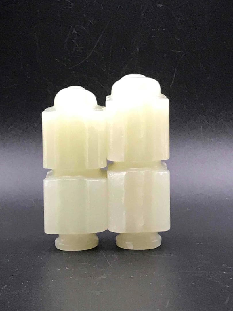 明時代　和田青玉　和田玉彫り　「天円地方」型玉佩一対　純和田玉 稀品(F-38)