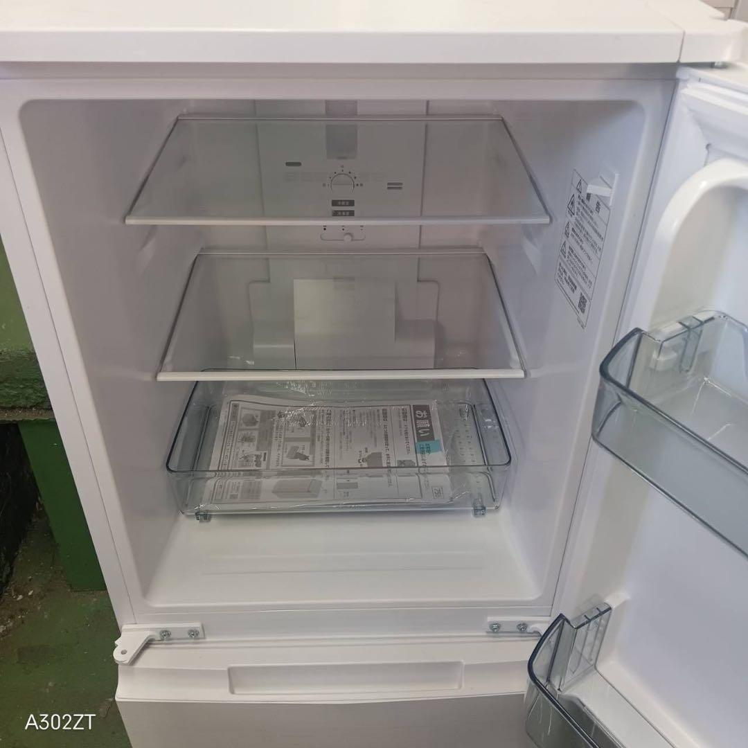 403 2022年製　冷蔵庫　一人暮らし　付け替えどっちもドア　洗濯機も有　小型